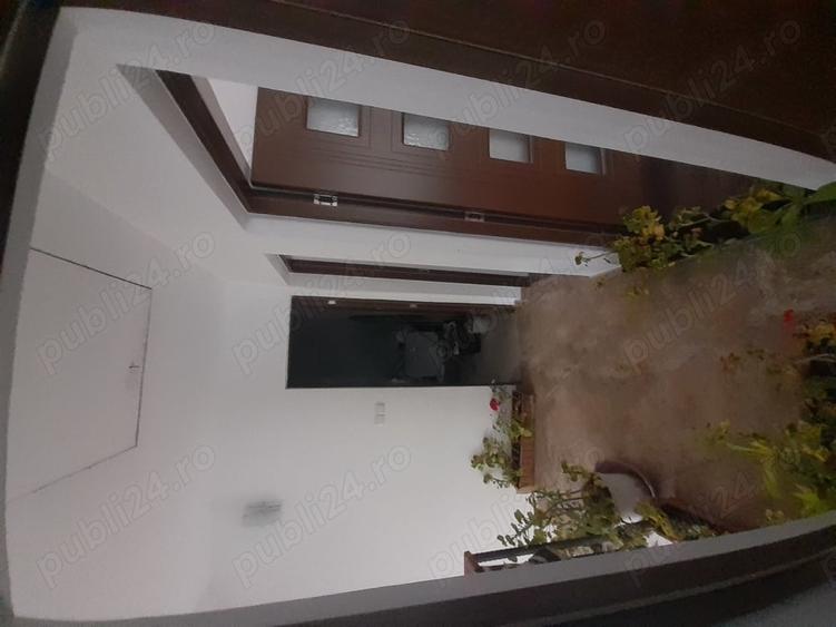 Casă cu 4 camere cu Teren 400 Mp în Exterior Vest
