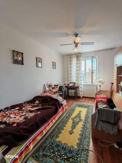 Apartament cu 2 camere semidecomandat în Săsar