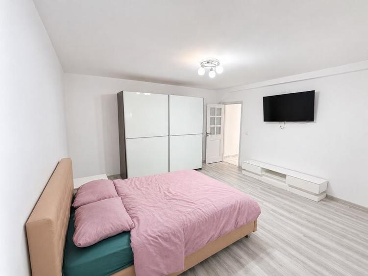 Casă cu 2 camere cu Teren 80 Mp în Movilei