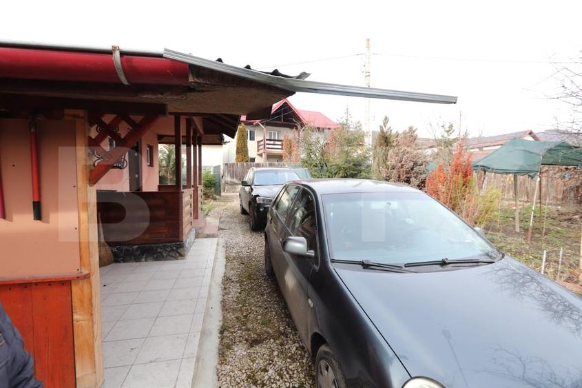 Casă individuală cu 2 camere cu Teren 360 Mp în Moroeni