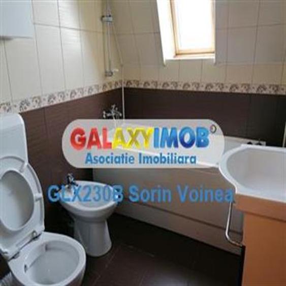 Apartament cu 4 camere semidecomandat, mobilat în Fundeni