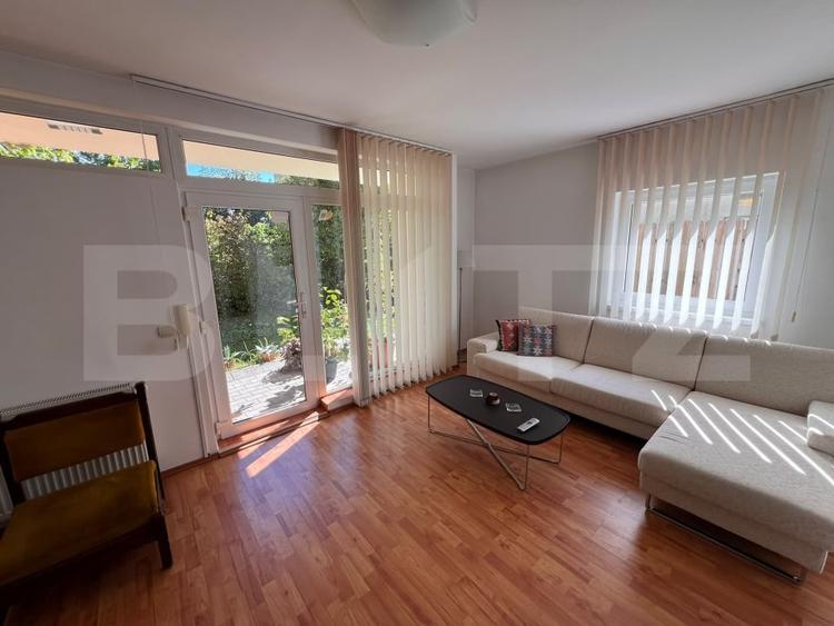 Duplex cu 5 camere cu Canalizare în Bună Ziua