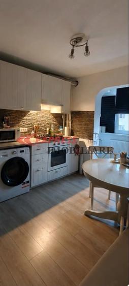 Apartament cu 2 camere decomandat în Dristor