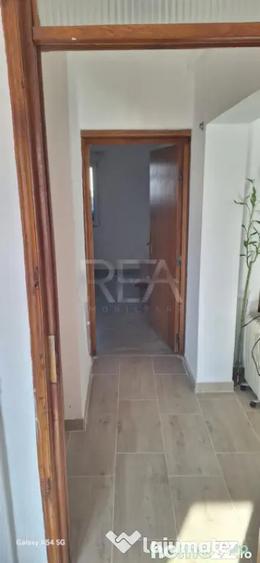 Apartament cu 3 camere decomandat în P-ța Muncii