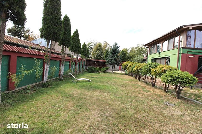 Casă cu 5 camere cu Teren 1003 Mp în Central