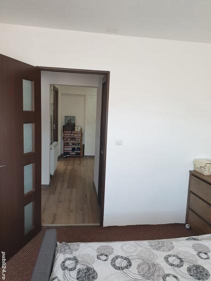 Apartament cu 3 camere decomandat în Bumbești-Jiu
