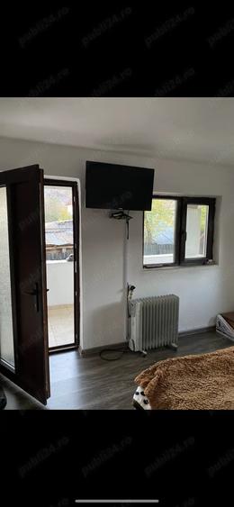 Casă cu 2 camere cu Teren 832 Mp în Central