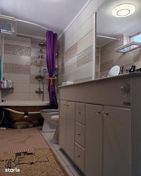 Casă cu 3 camere cu Teren 700 Mp în Central
