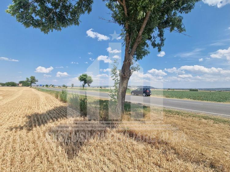 Teren agricol intravilan de 9100 mp, în Galda de Jos