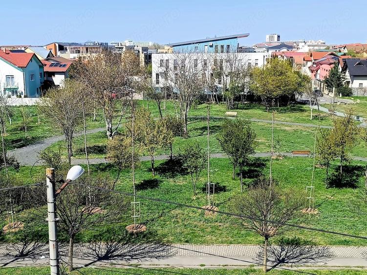 Apartament cu 3 camere semidecomandat în Braytim