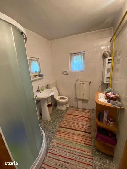 Casă cu 3 camere cu Teren 456 Mp în Central
