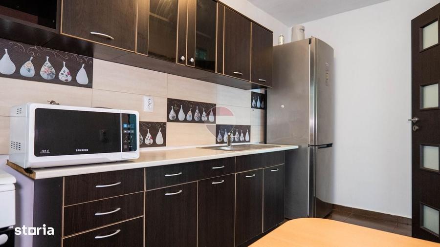 Apartament cu 3 camere de vanzare - 6