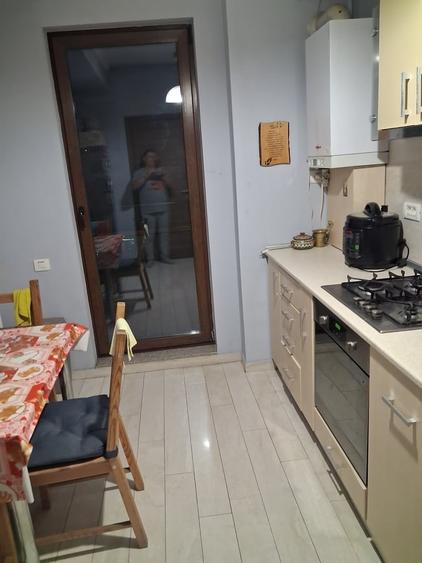 Apartament cu 3 camere, mobilat în Dudești