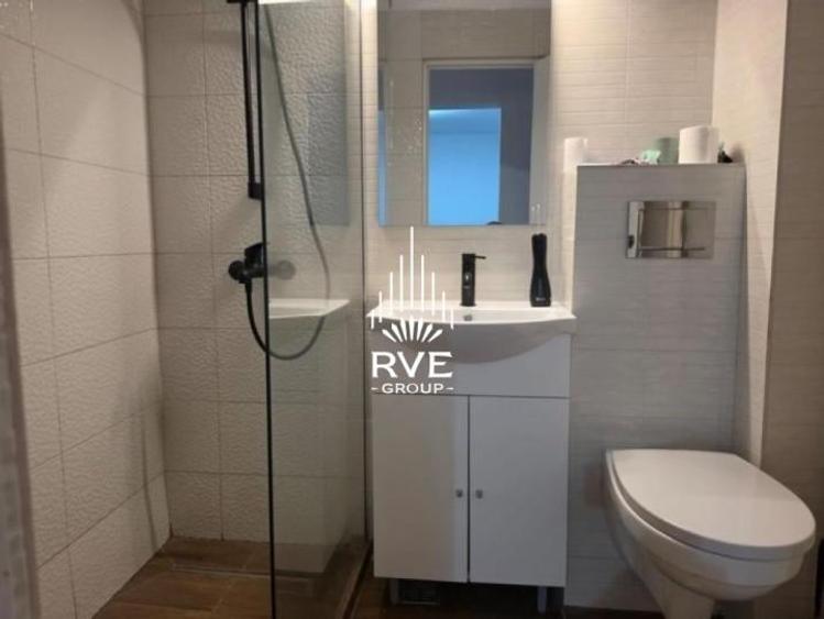 Apartament cu 2 camere în Apărătorii Patriei
