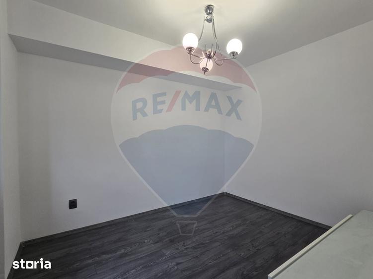 Apartament cu 3 camere în Dămăroaia