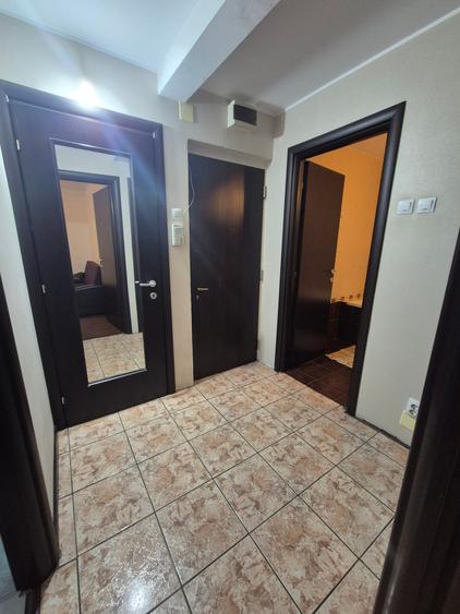 Apartament cu 2 camere decomandat în Drumul Taberei