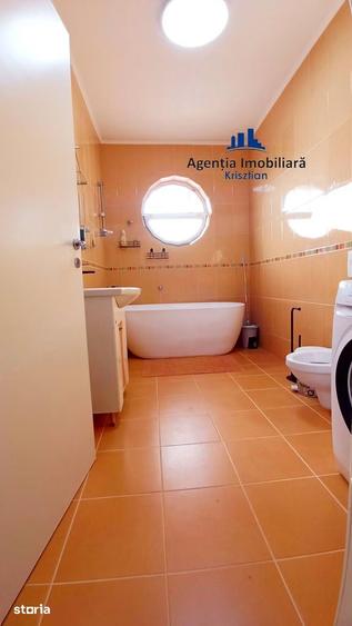 Apartament cu 3 camere decomandat în Burdea