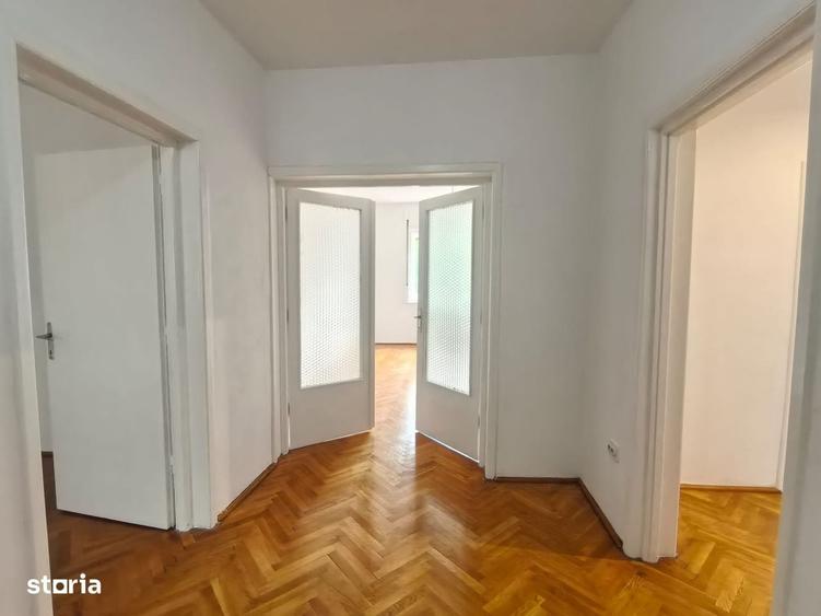 Apartament cu 3 camere în Iosefin