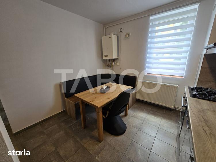 Apartament 2 camere de vanzare 54 mp utili renovat in Strand Sibiu - 5