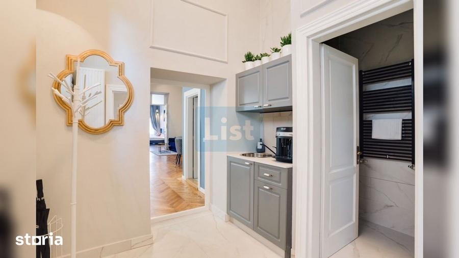 Apartament cu 4 camere semidecomandat, mobilat în Ultracentral