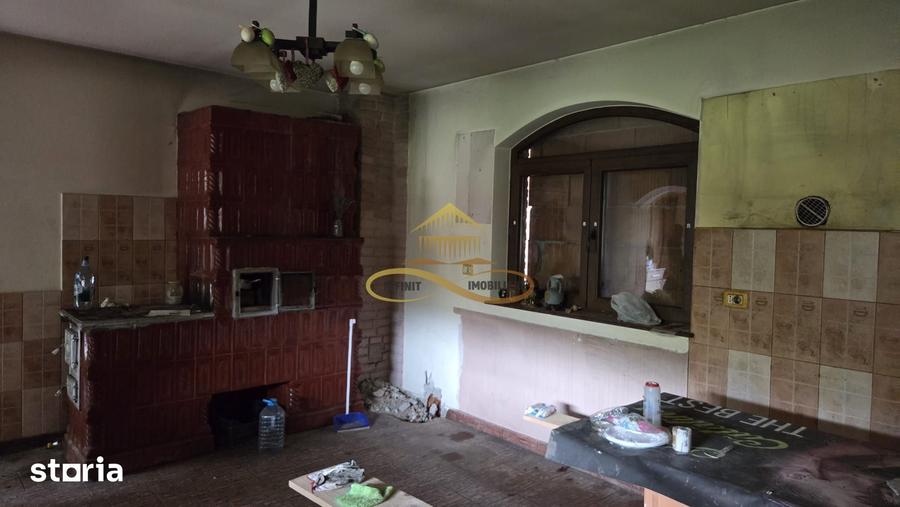 Casă cu 2 camere cu Teren 760 Mp în Mărgineni