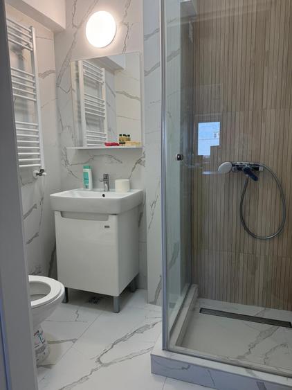 Apartament cu 3 camere decomandat în 1 Decembrie 1918