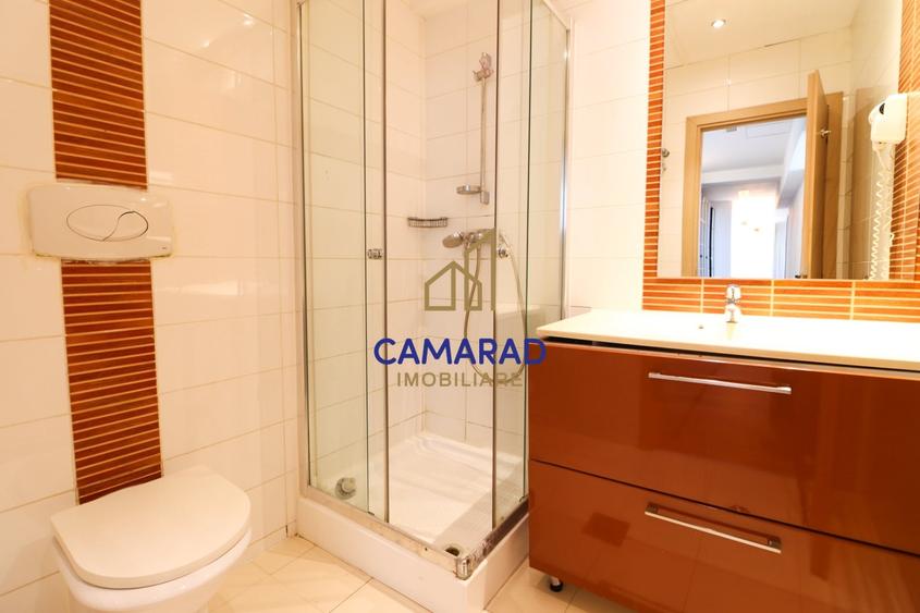 Apartament cu 3 camere decomandat, mobilat în Vitan