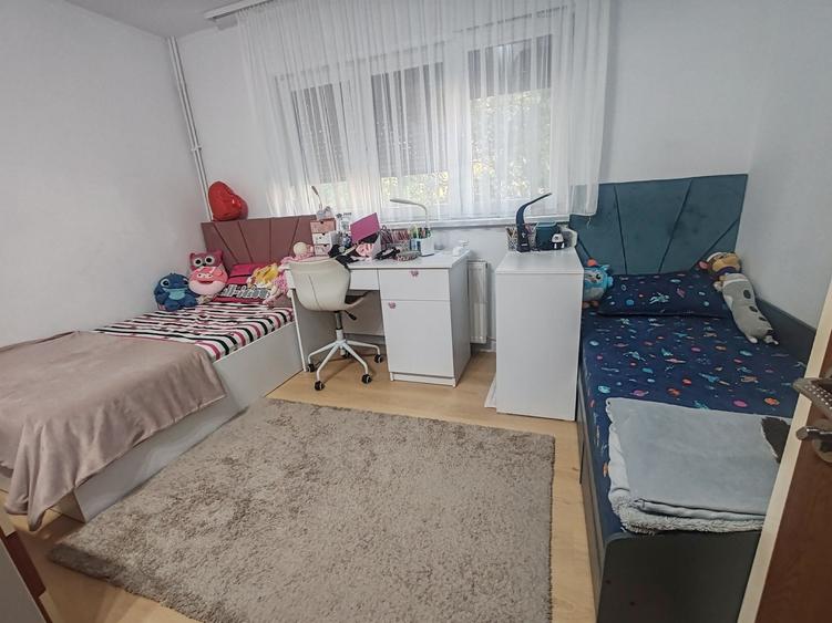 Apartament cu 2 camere decomandat în Rogerius