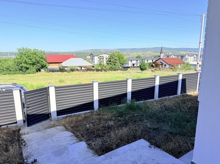 Casa parter, 90 mp, 3 dr, 2 bai, 500m teren, living+bucatarie, terasa, pod izolat ,centrala+incalzire in pardoseala,parcare 2 locuri,gard metalic - 6