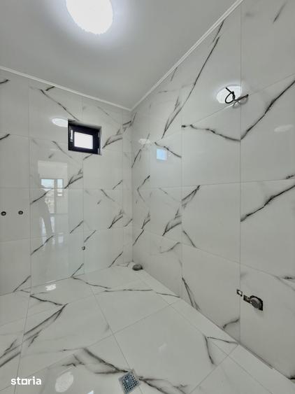 Casă cu 5 camere cu Teren 500 Mp în Central