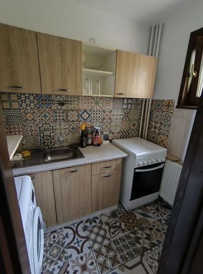 Apartament cu 2 camere semidecomandat în Exterior Vest