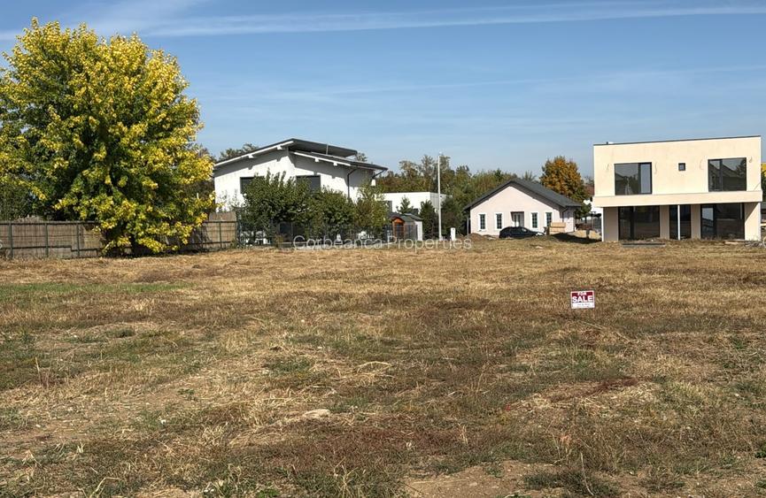 Teren 680mp, cu toate utilitatile, asfalt, cartier privat Paradisul Verde