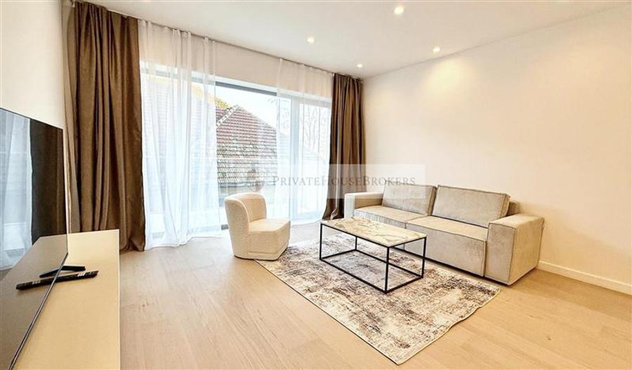 Apartament cu 2 camere semidecomandat, mobilat în Aviației
