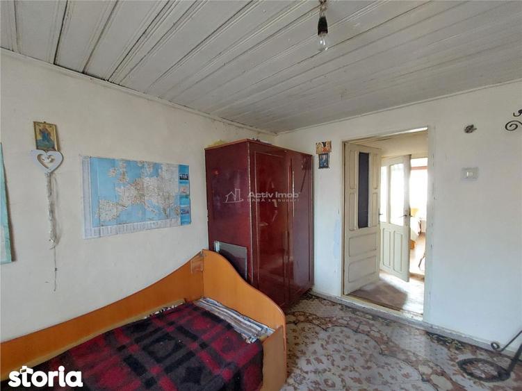 Casa batraneasca, teren 465 mp, deschidere 30 ml, Sat B - 12