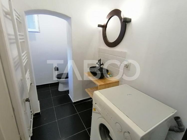 Apartament cu 2 camere nedecomandat, mobilat în Orașul de Jos