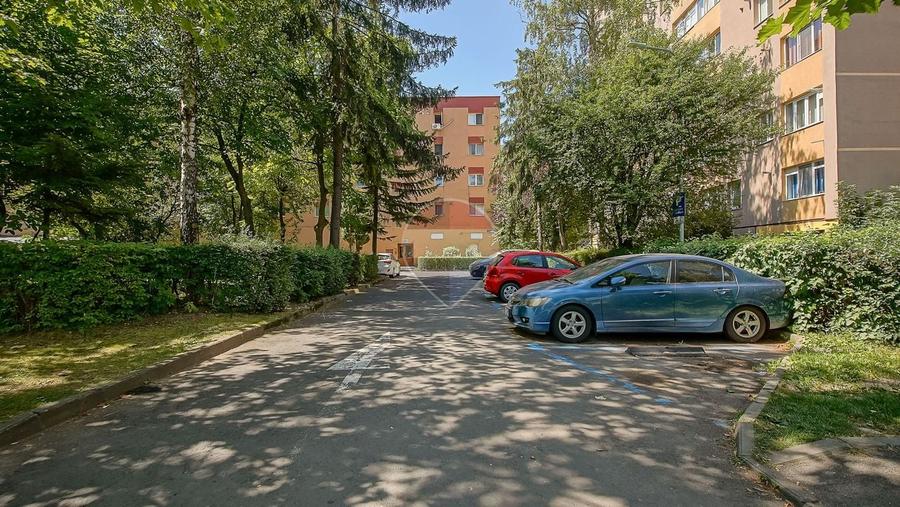 Garsonieră semidecomandată, mobilată în Astra