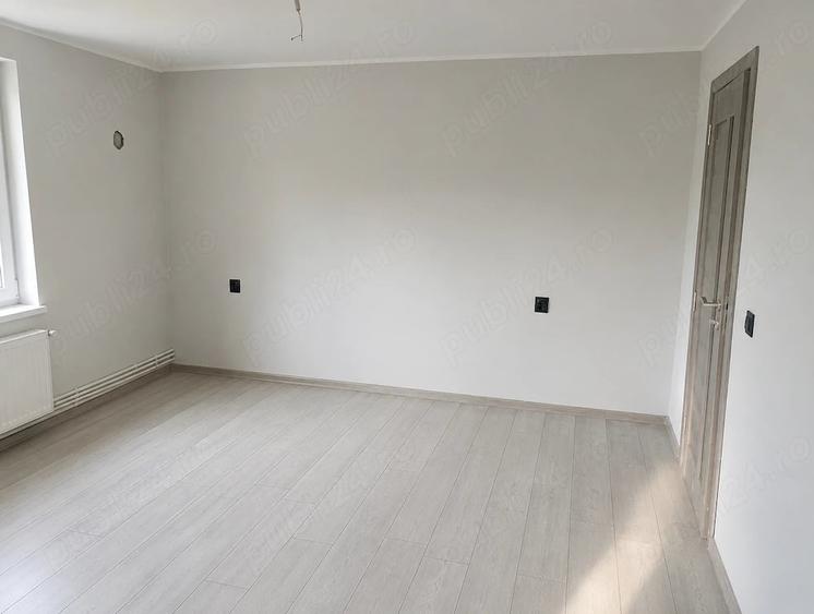 Casă cu Teren 16 Mp în Vermeș