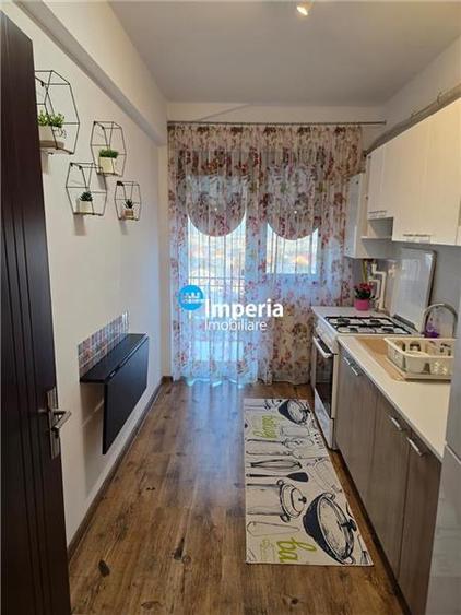 Apartament cu 2 camere decomandat în Voinești