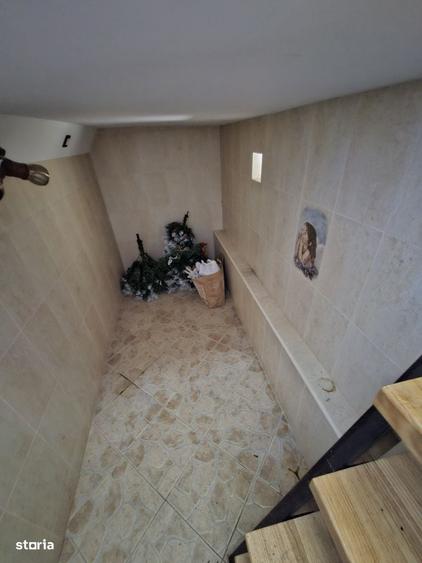 Apartament cu 4 camere în Ostroveni