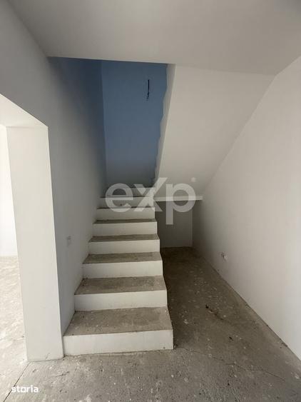 Casă cu 4 camere în Miroslava