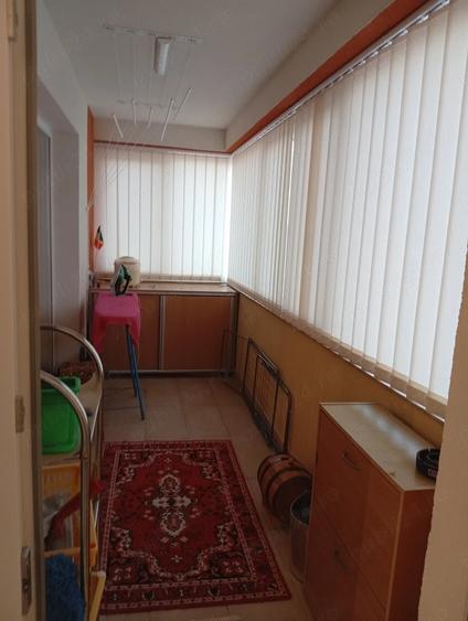Apartament cu 2 camere decomandat în Tancodrom