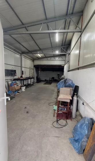 Spațiu industrial, de 230 mp, în Bărăbanț