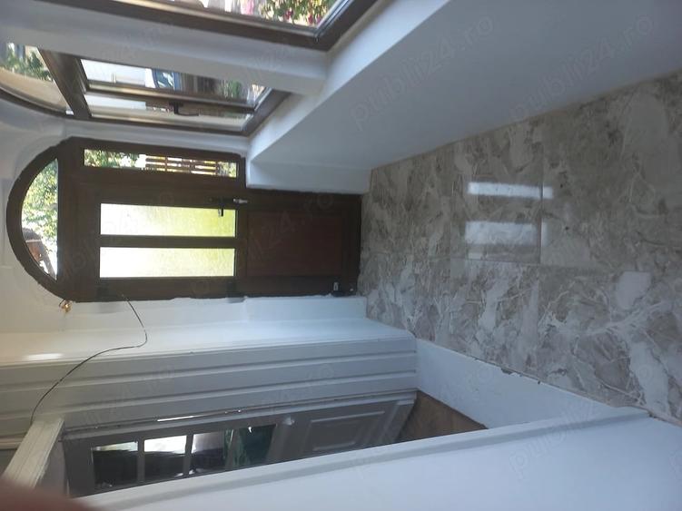 Casă cu 4 camere cu Teren 1600 Mp în Răcari