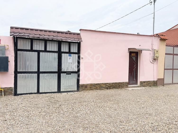 Casă individuală cu 3 camere cu Canalizare în Iosia-Nord