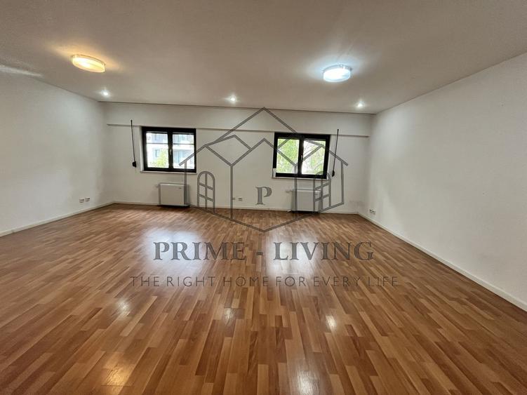 Duplex cu 6 camere cu Canalizare în Străulești