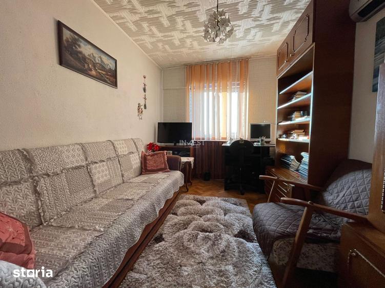 Apartament cu 4 camere decomandat în Păcurari