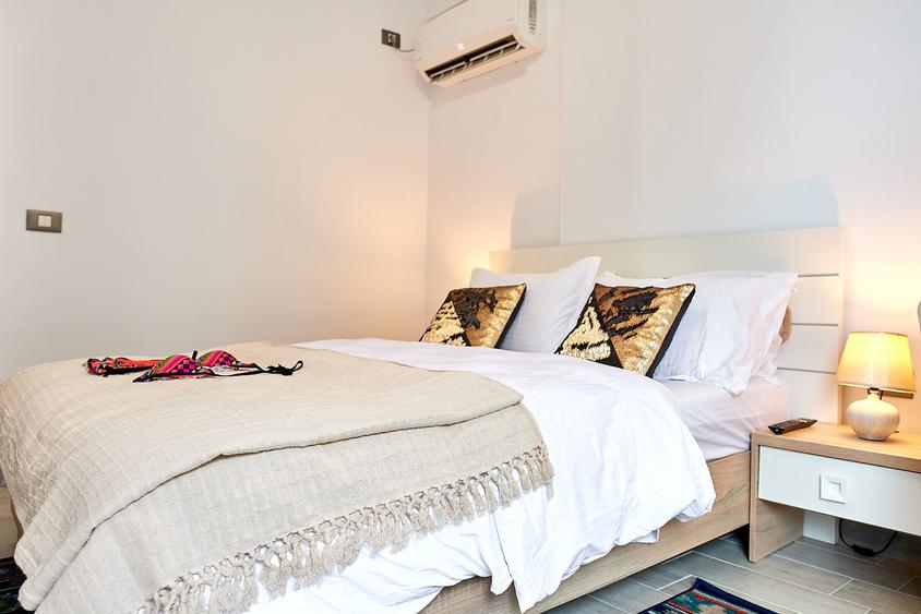 Apartament cu 3 camere decomandat în Mamaia-Sat