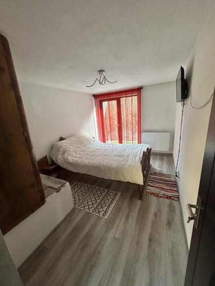 Casă individuală cu 4 camere cu Teren 500 Mp în Măguri