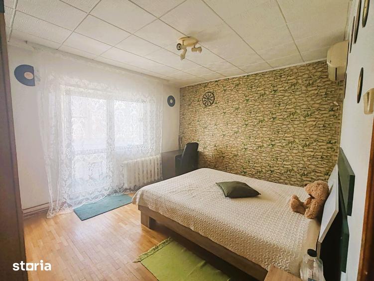 Apartament cu 3 camere decomandat în 13 Septembrie