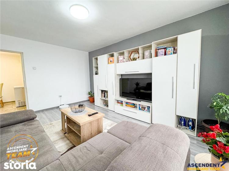 Apartament cu 3 camere, mobilat în Gării